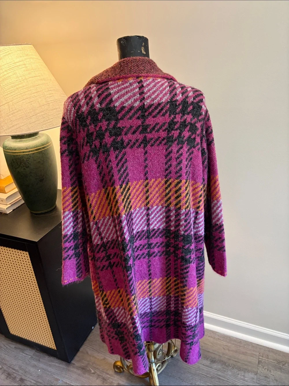 Joseph A. Magenta Plaid Open-Front Longline Cardigan M Fall Fireside Cabin Lodge